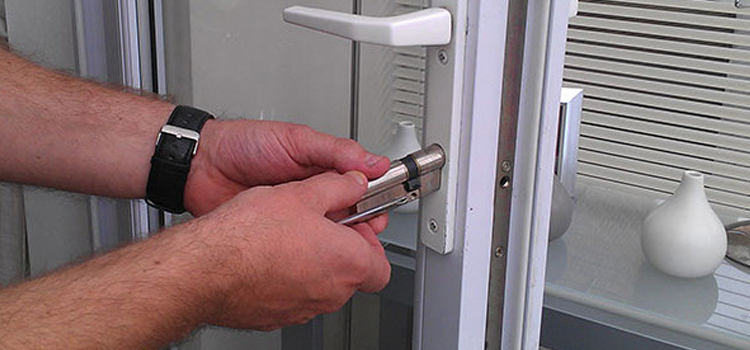 Commercial Door Lock Repair in Apple Valley
